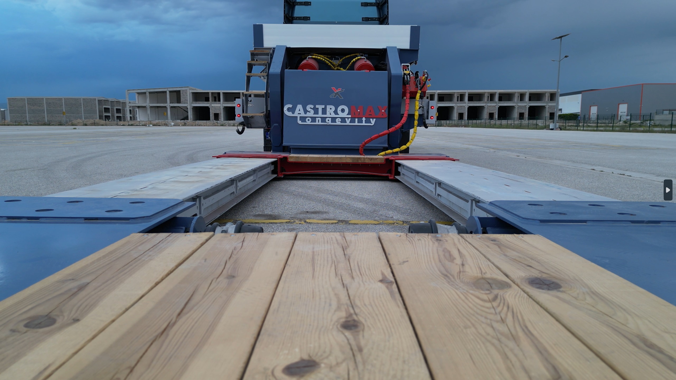 Worldwide freight services